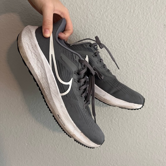 Nike Pegasus Men’s 8.5 - Picture 1 of 2